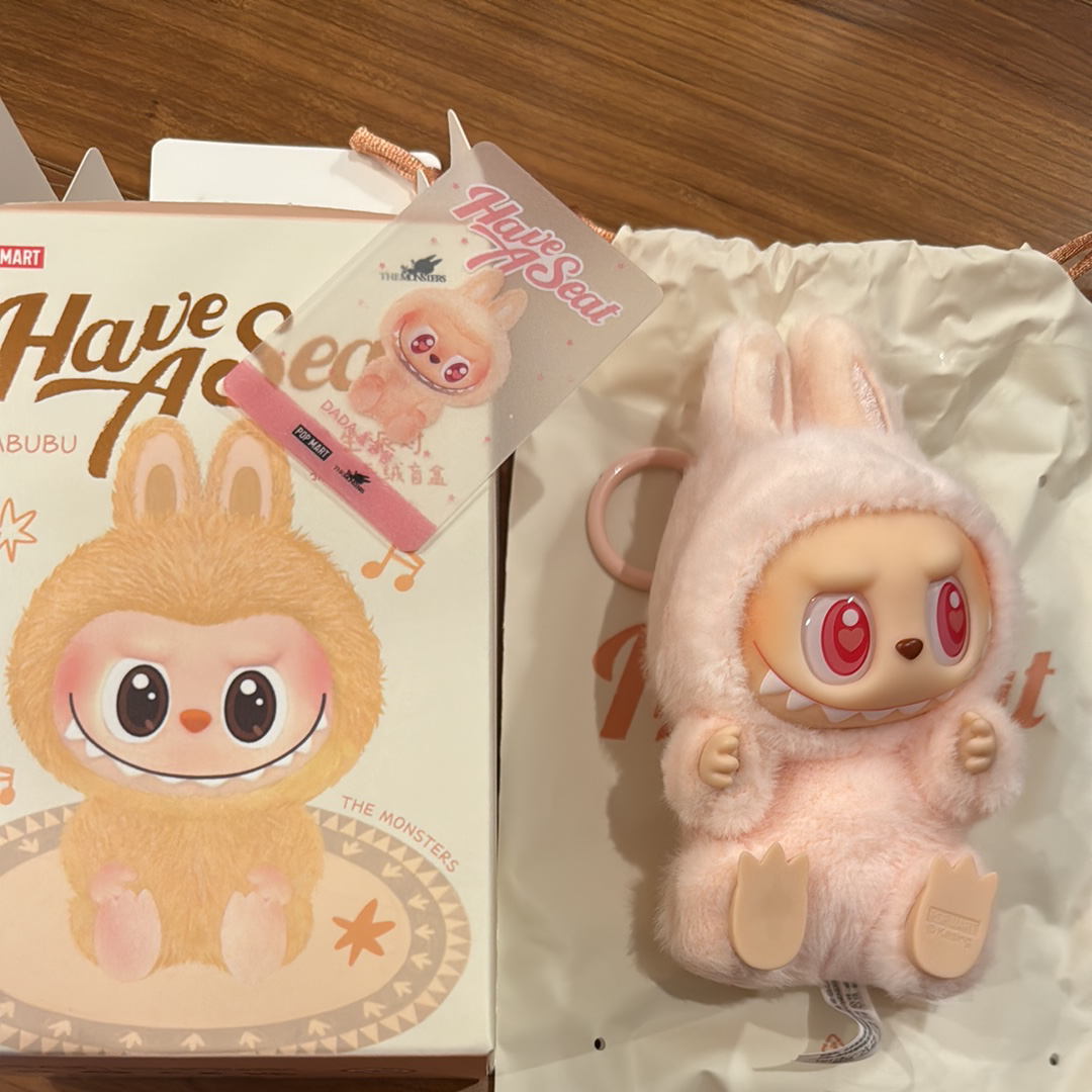 POP MART THE MONSTERS (LABUBU) Have a Seat Plush Series DADA