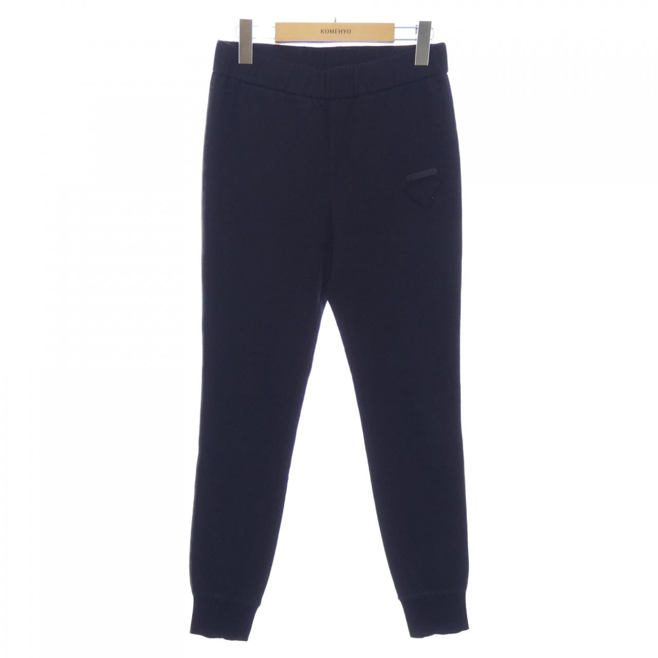 プラダ PRADA パンツ