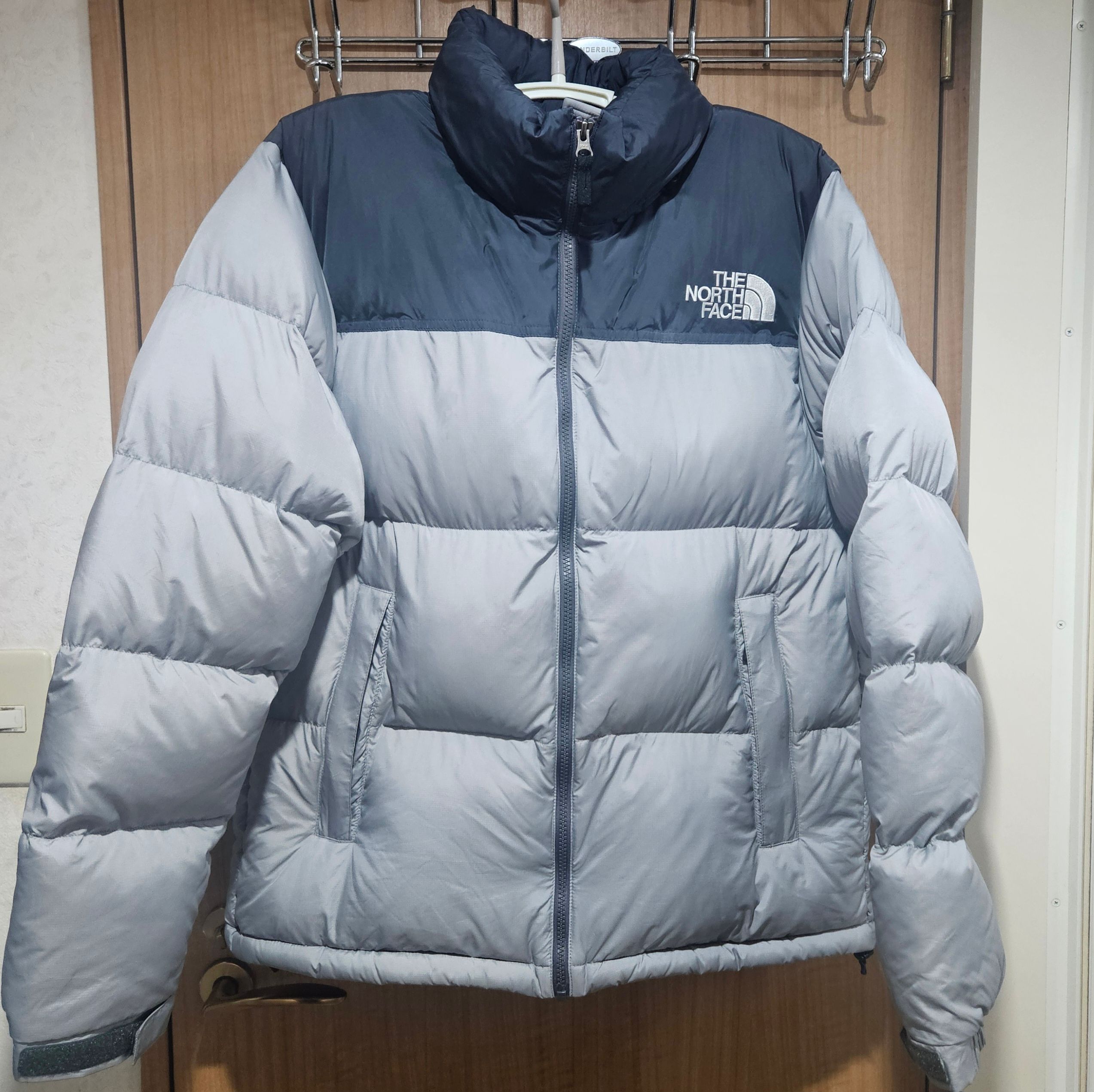 The North Face Nuptse Jacket 2022 "Vanadis Grey/Merde Grey"