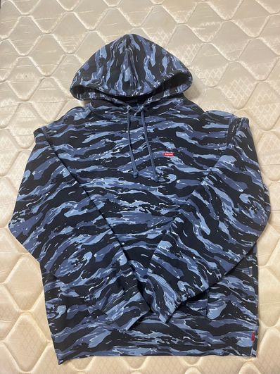 Supreme Small Box Hooded Sweatshirt "Blue Tiger Camo" (24FW)