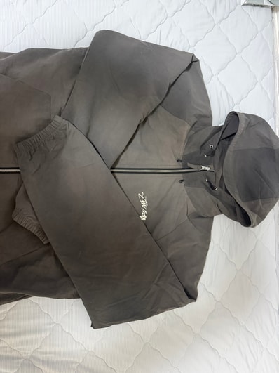 Stussy Beach Shell Wave Dye "Black"