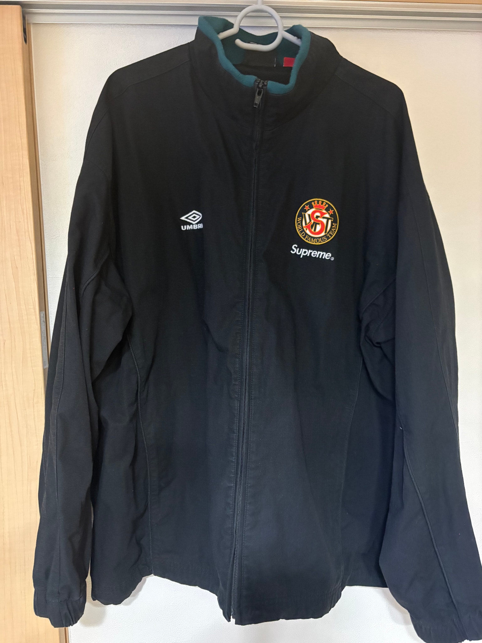 Supreme x Umbro Cotton Ripstop Track Jacket "Black"