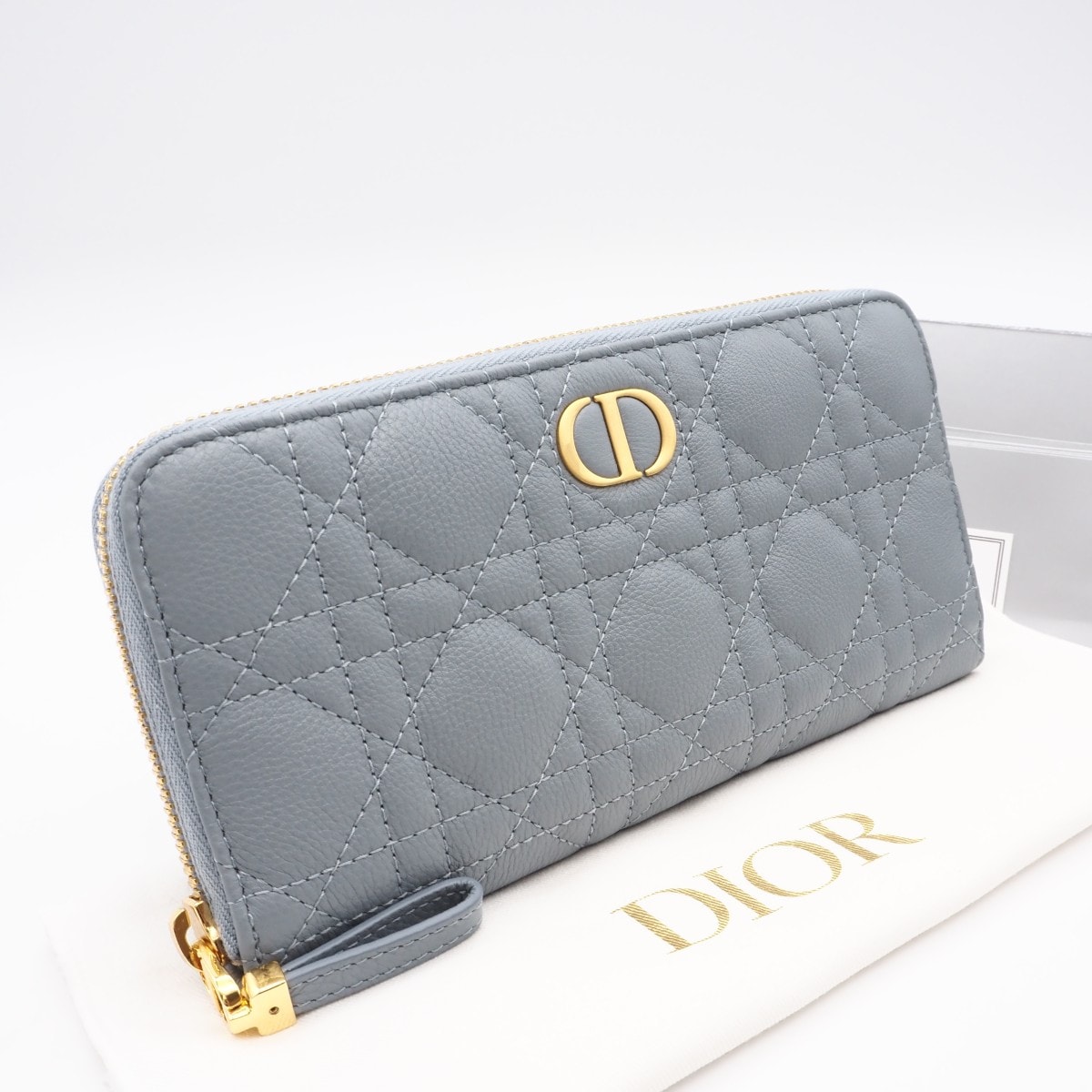 極美品 Christian Dior クリスチャンディオール ラムスキン ディオール カロ ヴォヤージュ ウォレット S5038UWHC 長財布 ブルー ラムスキン レディース