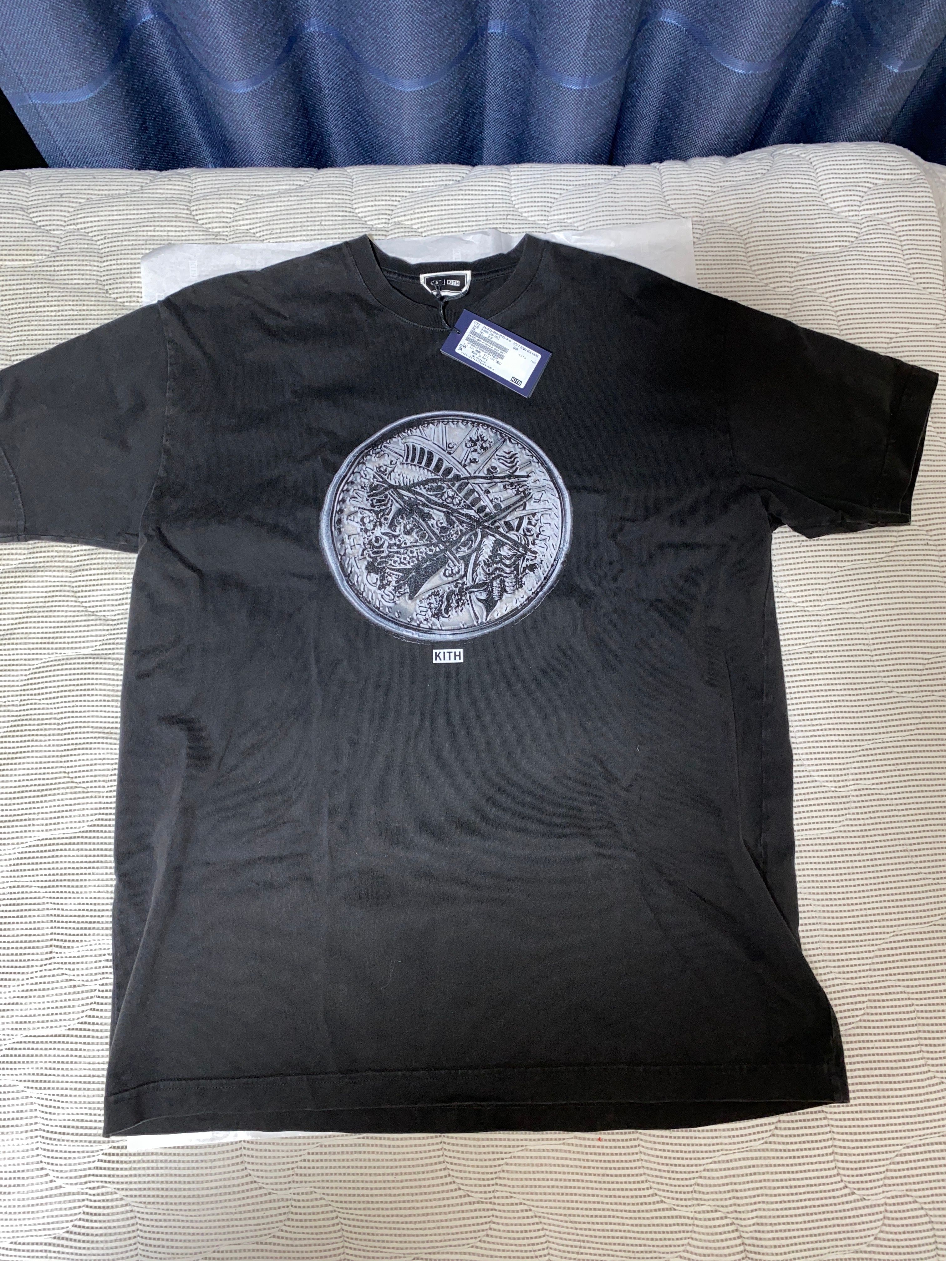 Kith x Batman Coin Vintage Tee "Black"