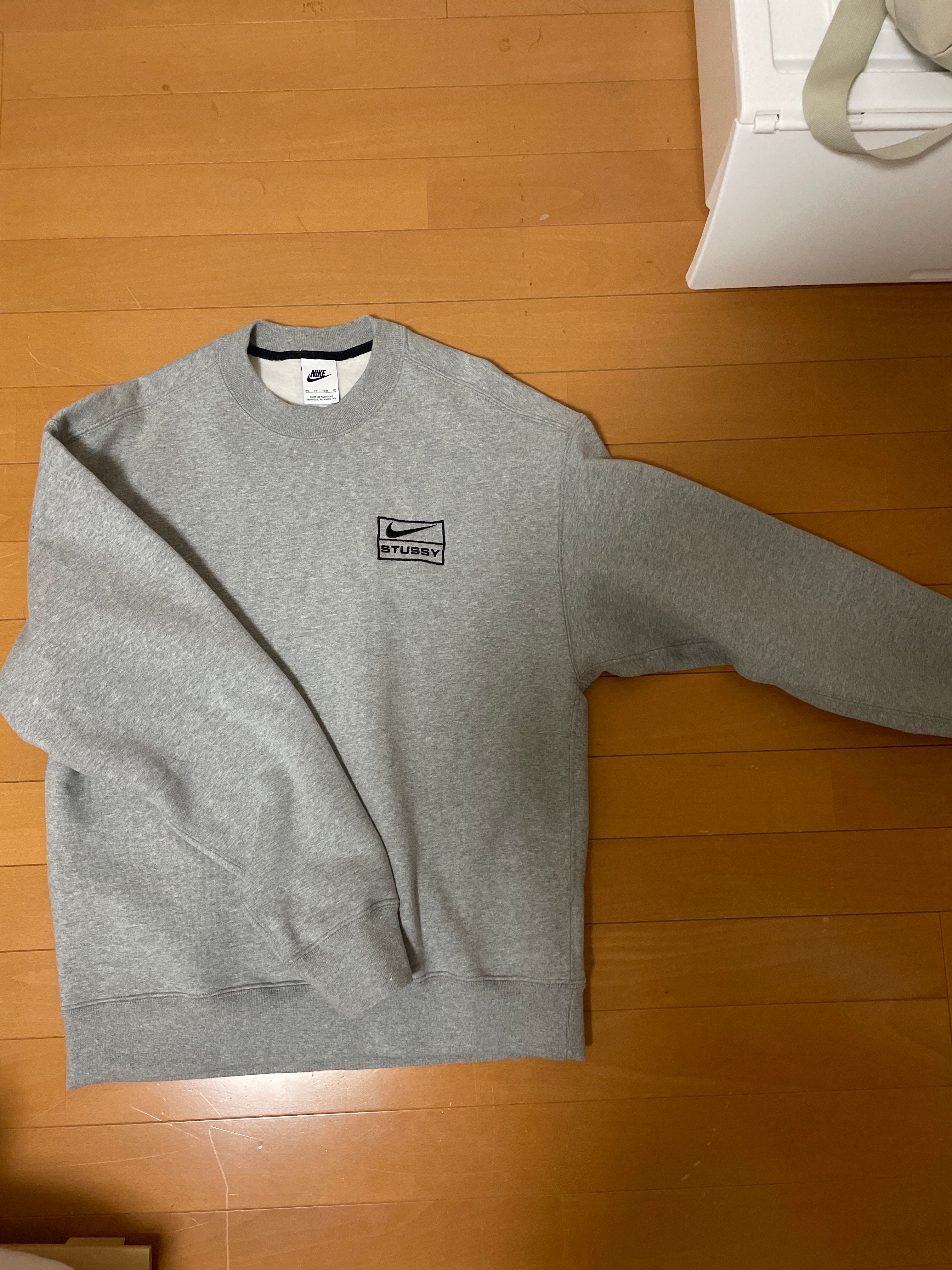 Stussy x Nike Fleece Crew (US Size) "Grey" DO9337-063
