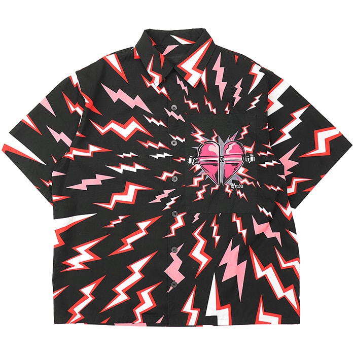 【極美品】PRADA プラダ シャツ サイズ L メンズ 2019年モデル ハート サンダーボルト 稲妻 ライトニング プリント ショートスリーブ 半袖 コットン100% トップス マルチカラー 総柄 イタリア製