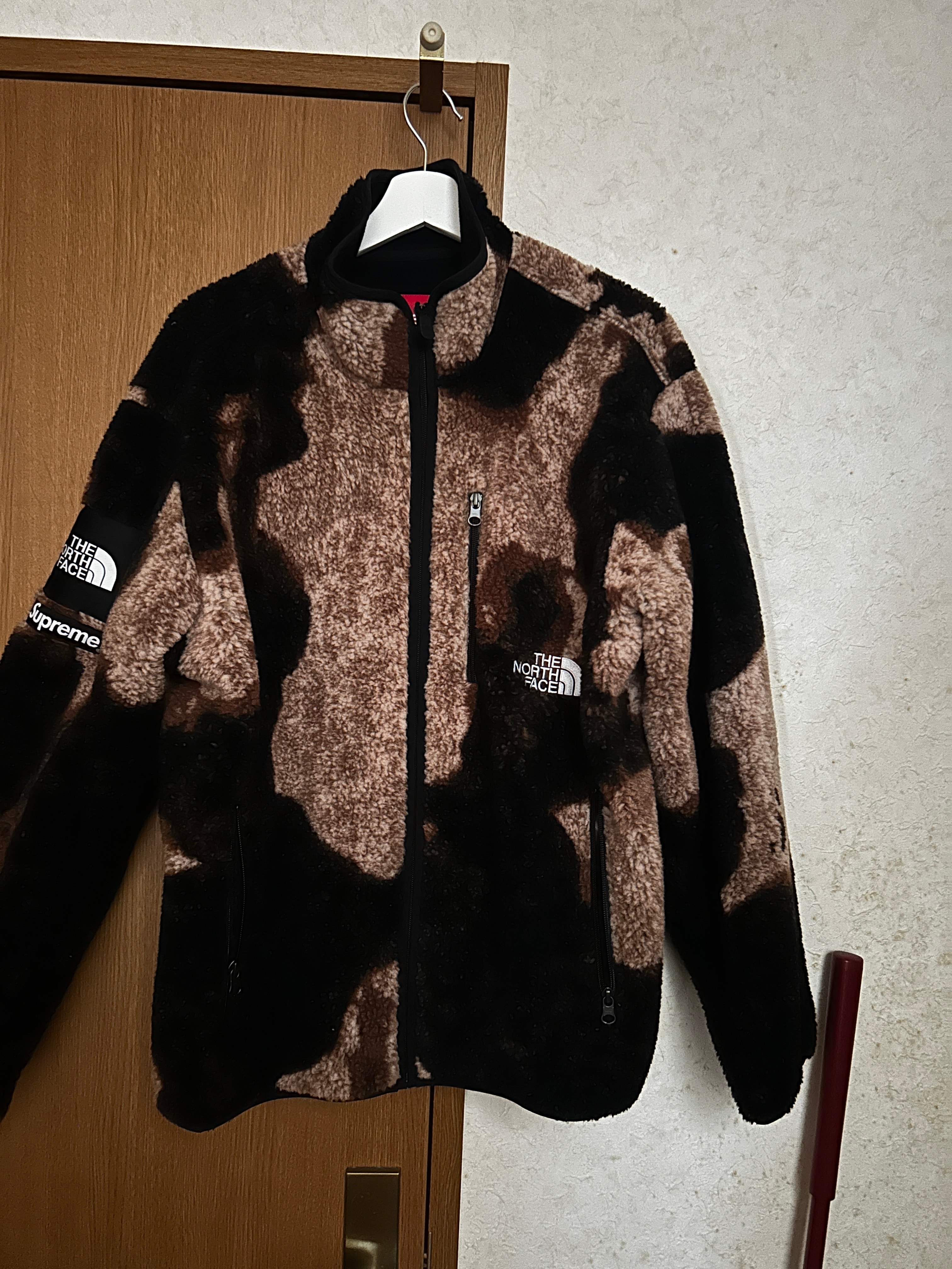 Supreme x The North Face Bleached Denim Print Fleece Jacket "Black"