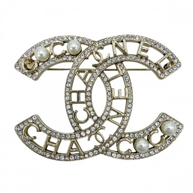 CHANEL シャネル ブローチ ココマーク ロゴ アクセサリー 小物 GP ラインストーン フェイクパール シルバー レディース 約22.3g 美品 2026年【中古品】