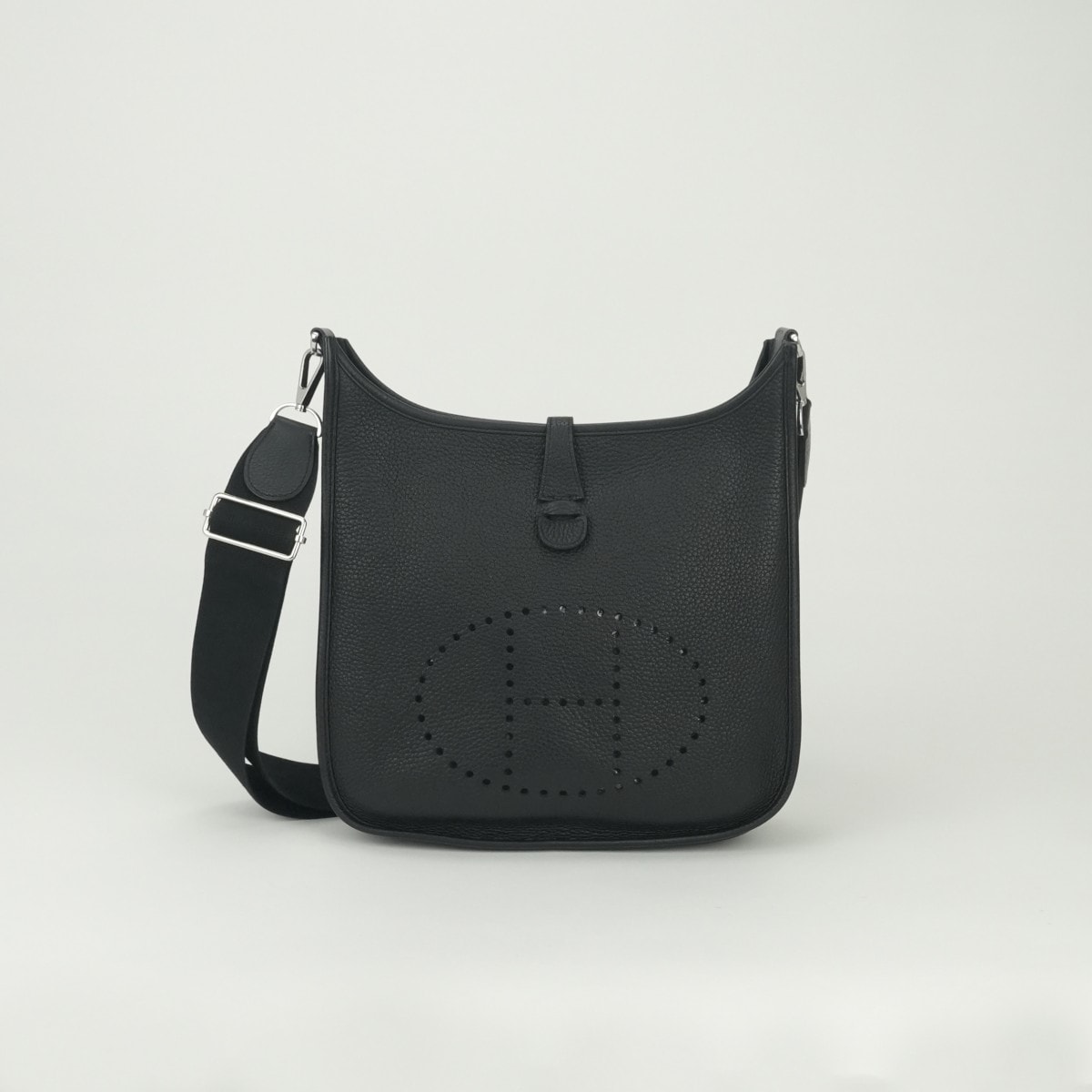 エルメス HERMES エヴリン3PM エブリン 3PM エヴリン3PM エヴリンIII 29 バッグ ショルダーバッグ トリヨンクレマンス ノワール Noir ブラック Black 黒 シルバー金具