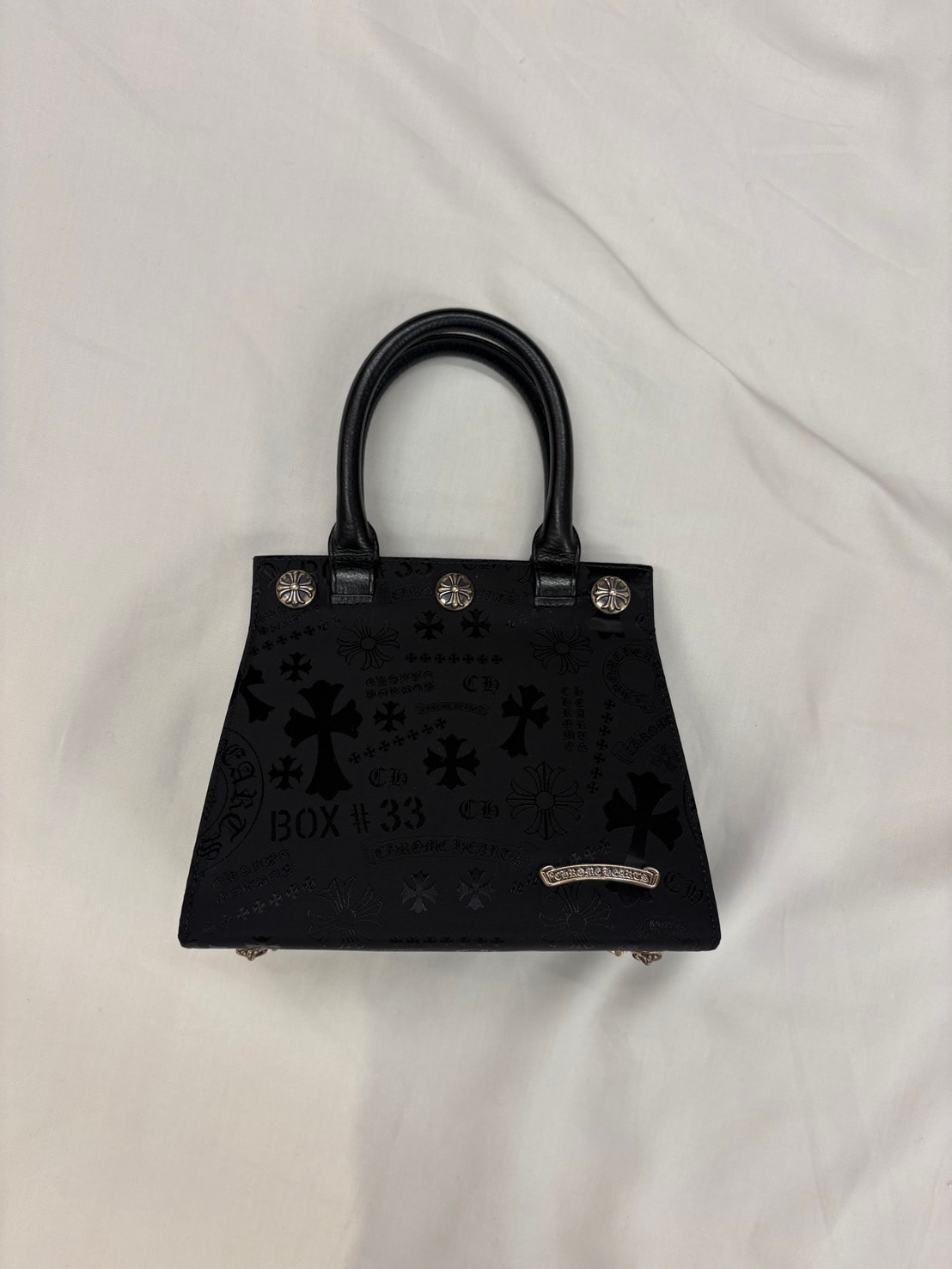 【Chrome Hearts】「DREW」マルチモチーフナイロン クロスボタン