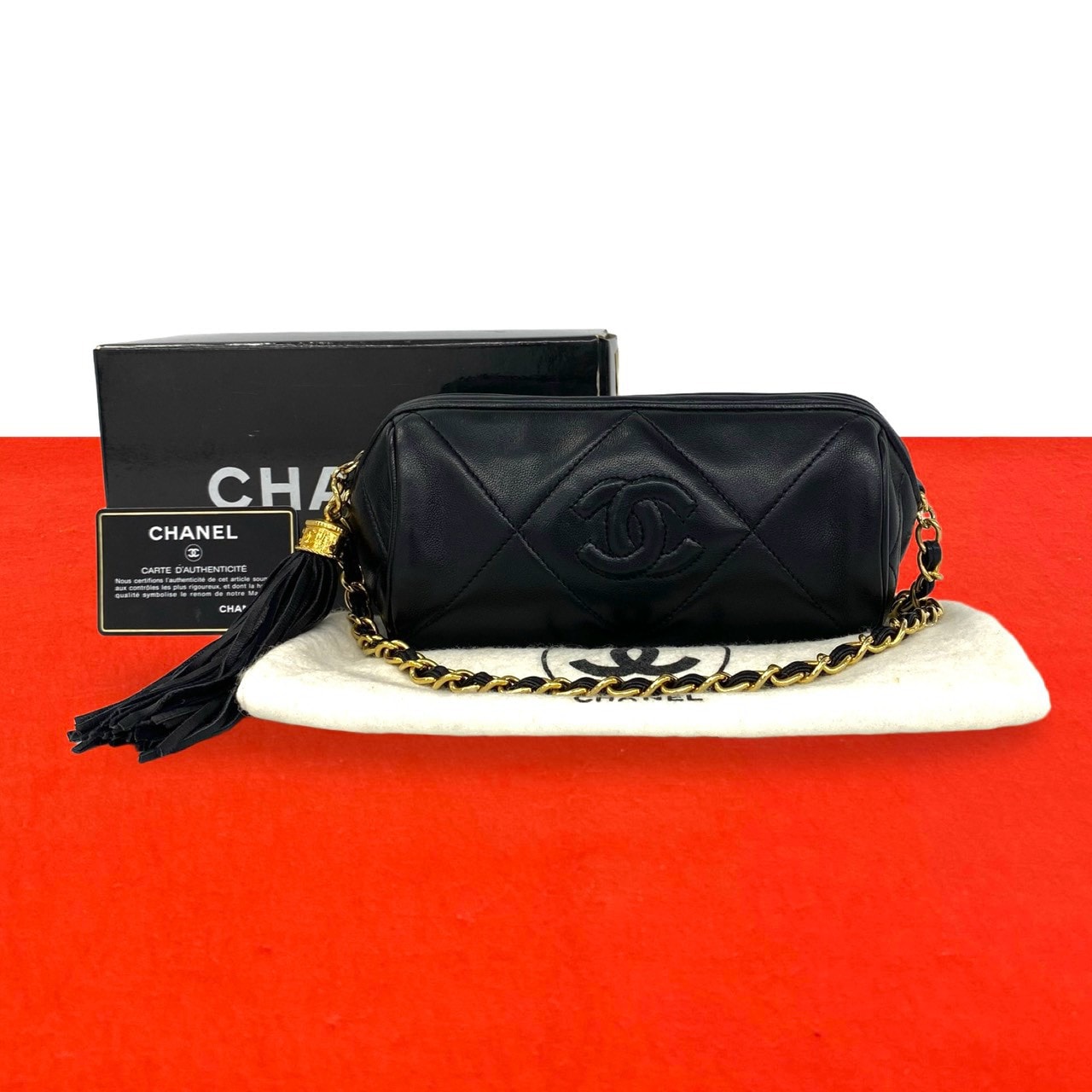 CHANEL シャネル マトラッセ ココマーク フリンジ キャビアスキン ショルダーバッグ ブラック
 28770