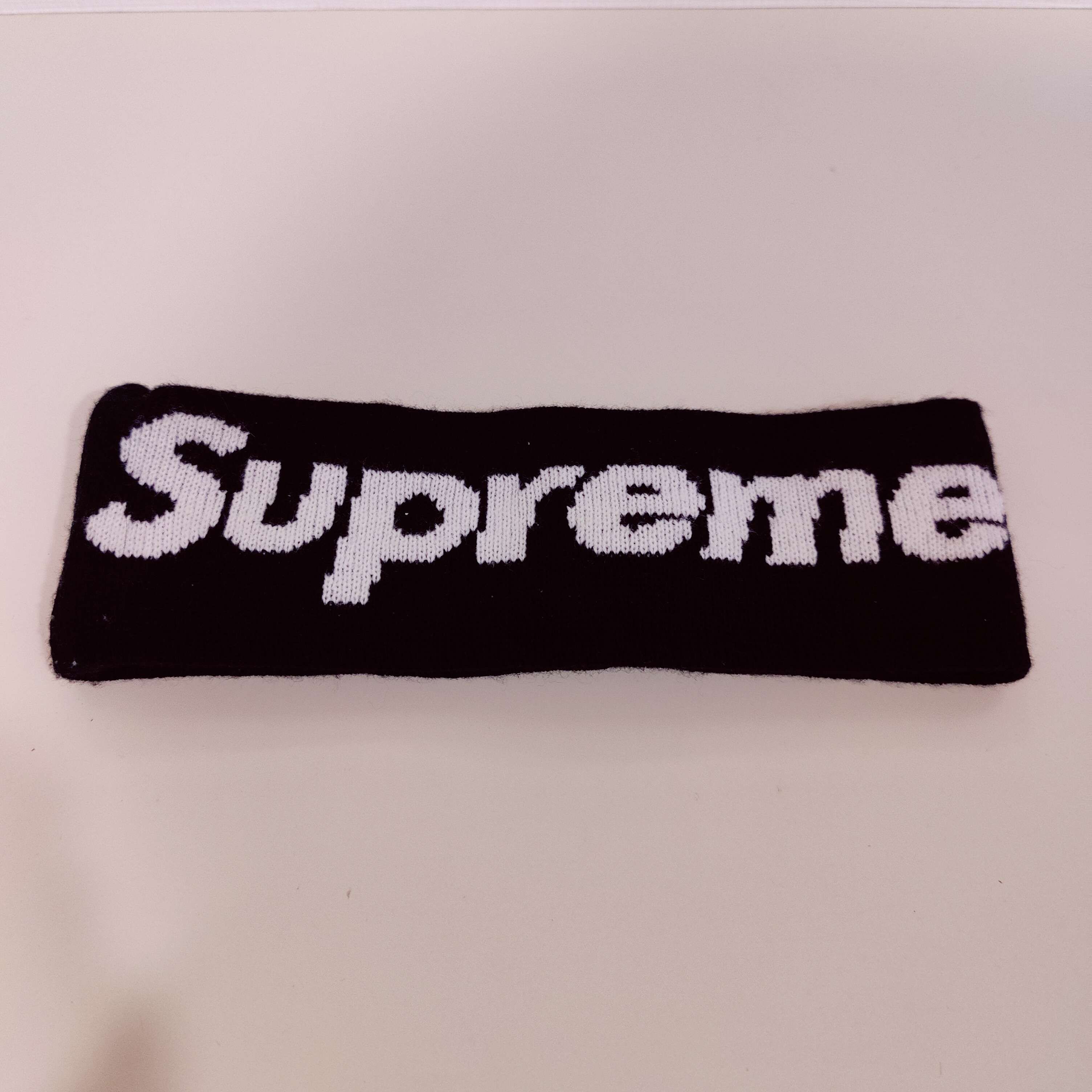 Supreme / New Era® Big Logo Headband "Black"