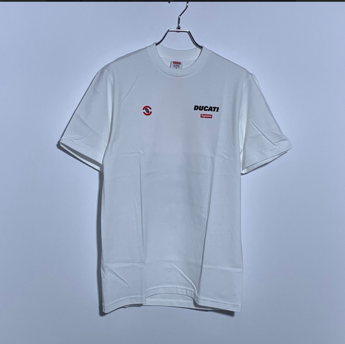 シュプリーム ドゥカティ ロゴ Tシャツ "ホワイト"