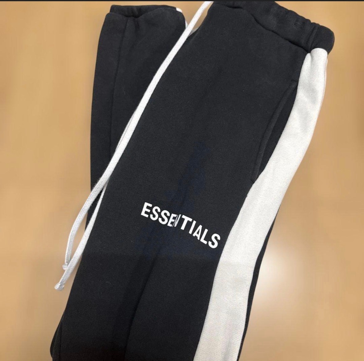 FEAR OF GOD Essentials Side Stripe Sweatpants "Black"