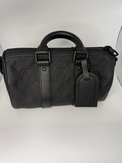 Louis Vuitton Keepall Bandouliere 25 Taurillon Monogram Leather "Noir"