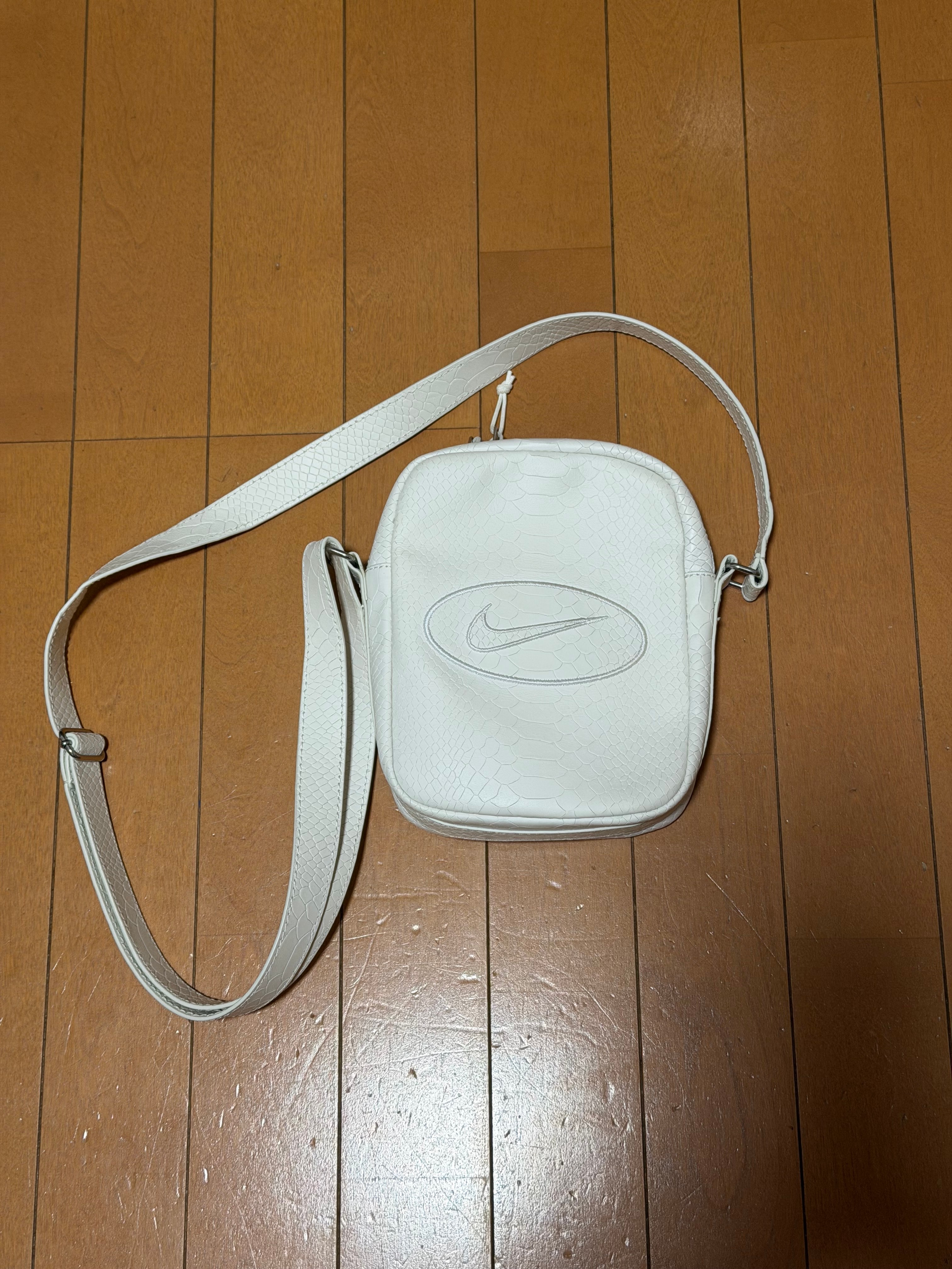 Supreme x Nike Leather Shoulder Bag 