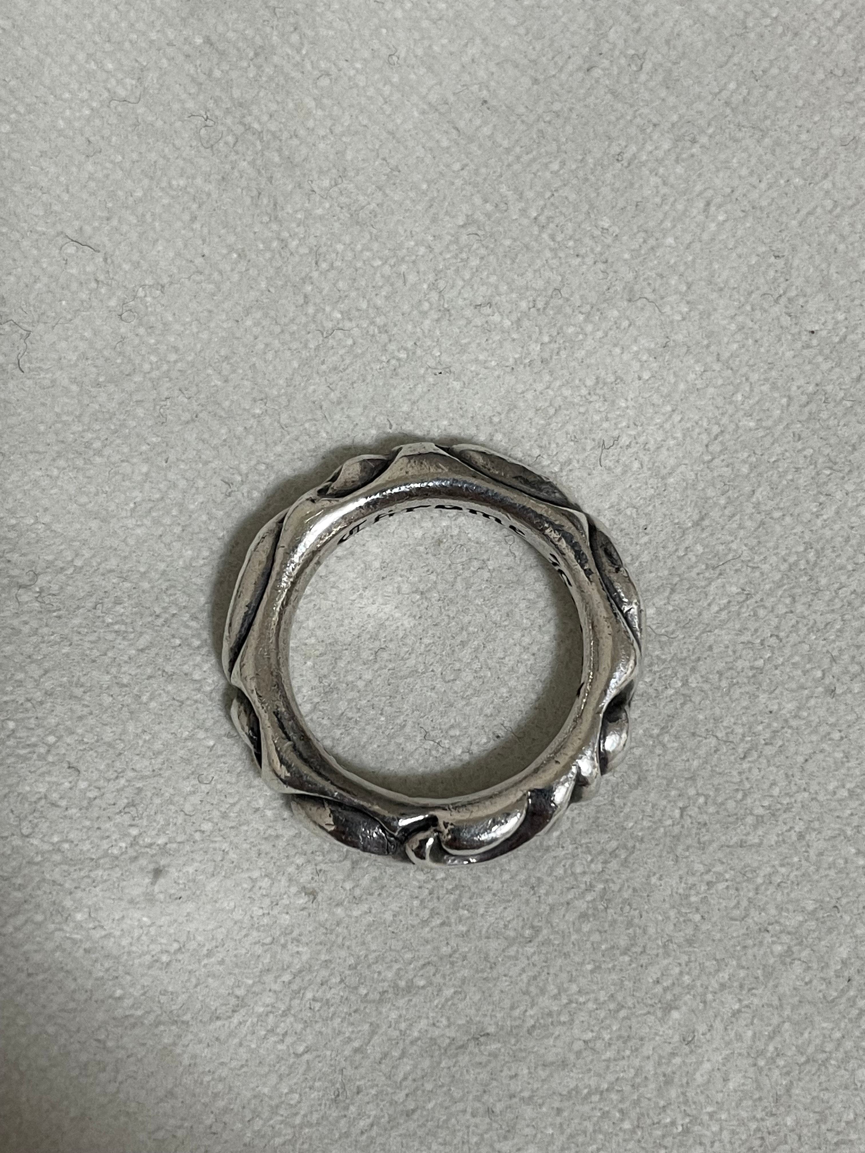 Chrome Hearts Scroll Band Ring "Silver"