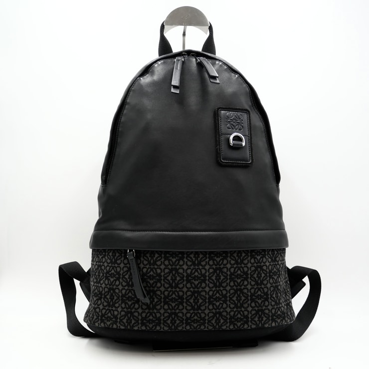 LOEWE(ロエベ)アナグラム バックパック ヴィンテージ リュック デイパック アナグラムジャカード ブラック レザー メンズ レディース 【中古】