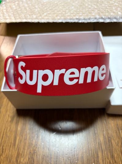 Supreme Repeat Leather Belt (25FW) "Red"