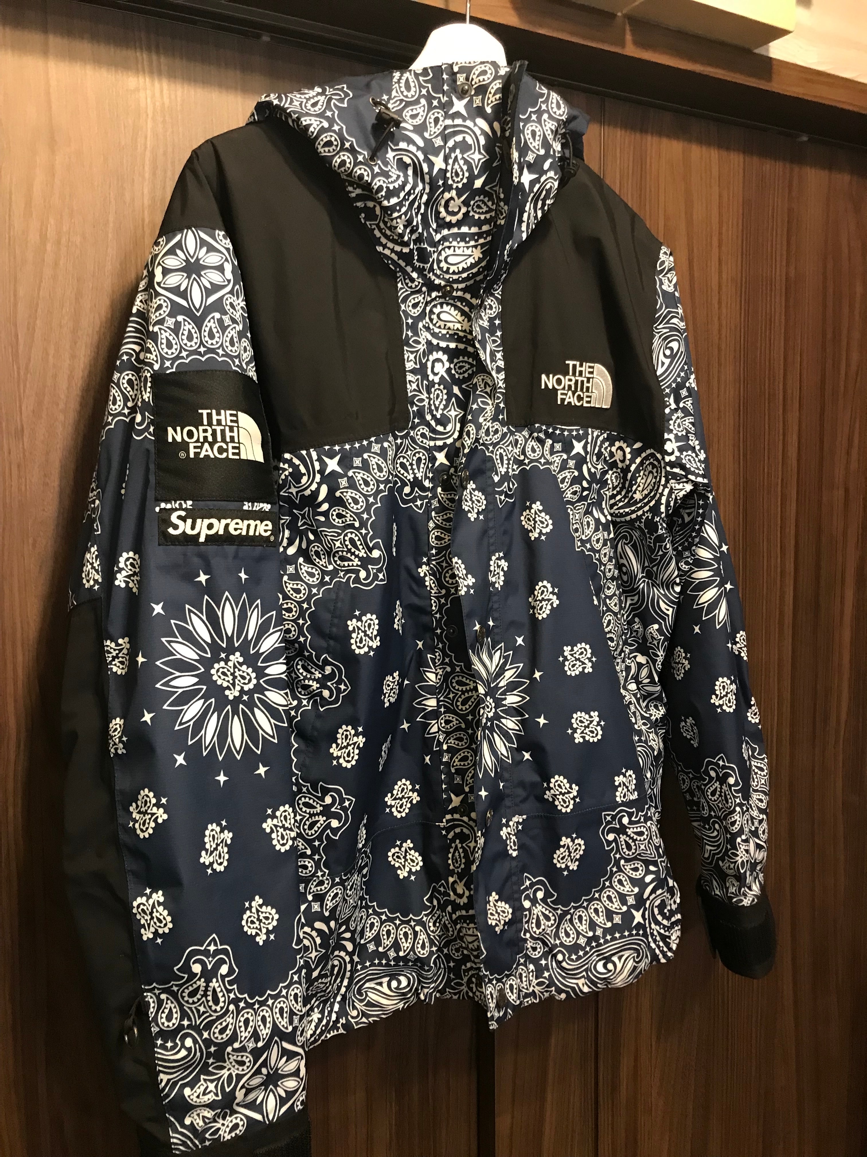 Supreme The North Face Bandana Mountain Parka "Navy"