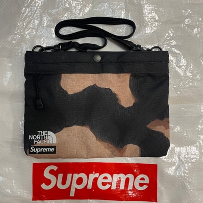 Supreme x The North Face Bleached Denim Print Shoulder Bag "Black"