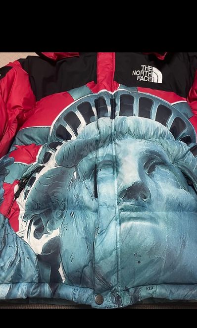 Supreme x The North Face Statue of Liberty Baltoro Jacket "Red"