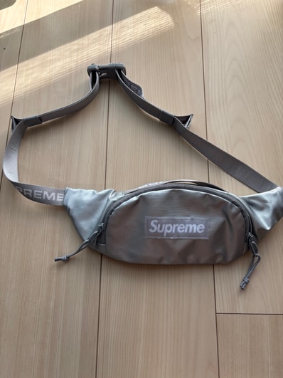 Supreme FW22 Small Waist Bag Supreme FW22 Small Waist Bag
