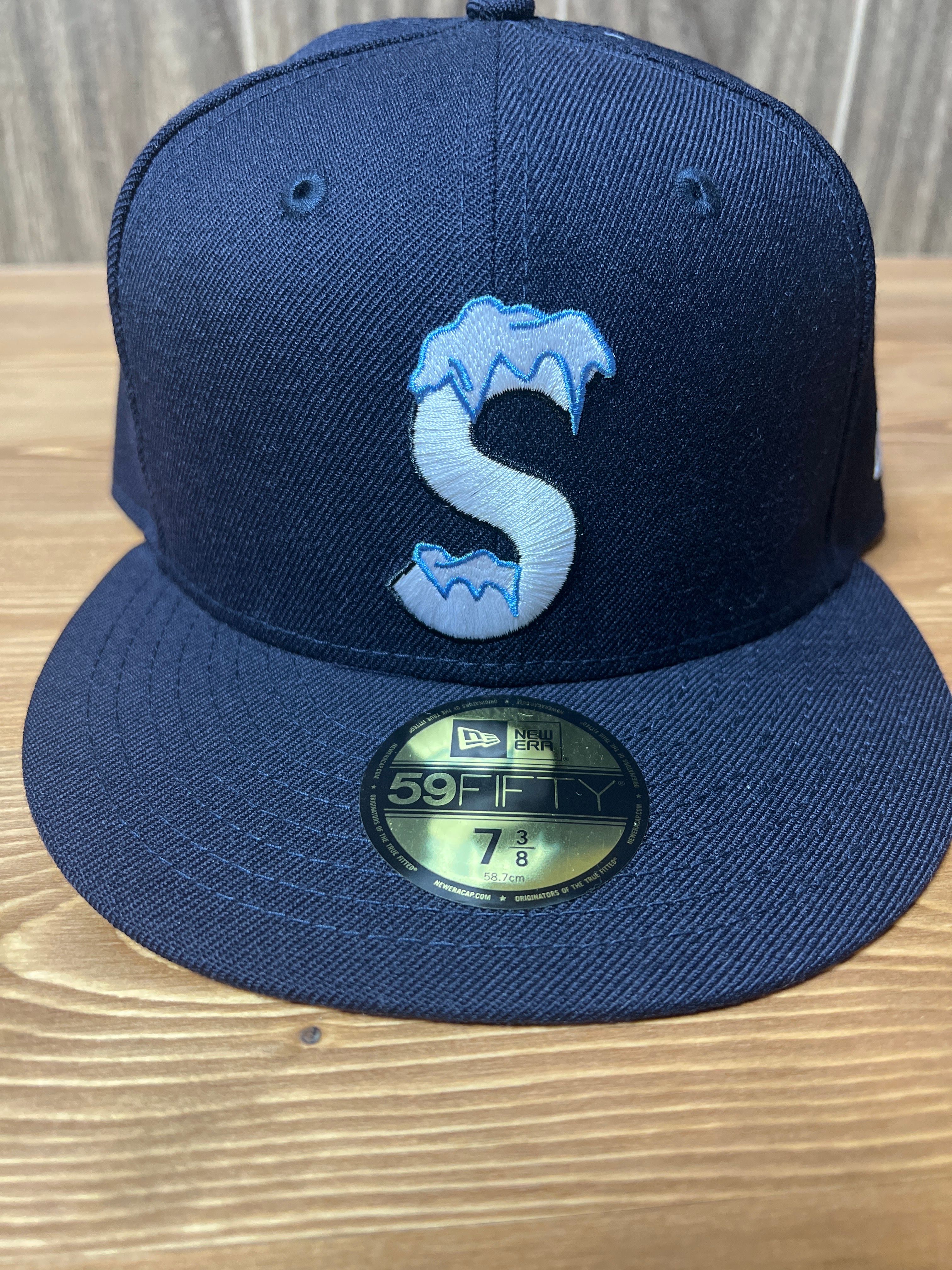 Supreme S Logo New Era® "Navy" (20FW)