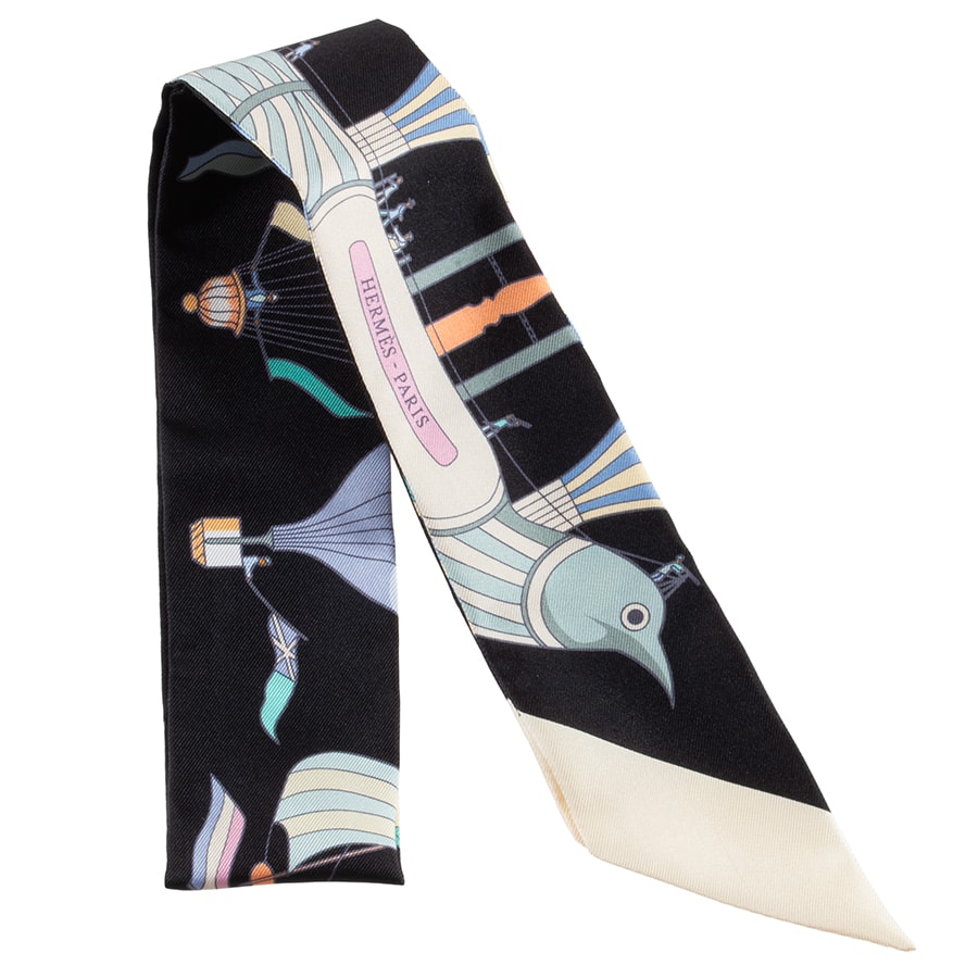 HERMES エルメス ツイリー Les Folies du Ciel 大空の狂気 061722S 10 スカーフ シルク ブラック マルチカラー【中古】