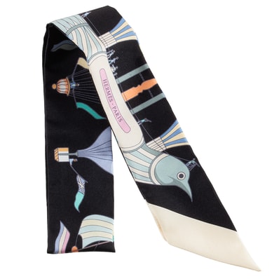HERMES エルメス ツイリー Les Folies du Ciel 大空の狂気 061722S 10 スカーフ シルク ブラック マルチカラー【中古】
