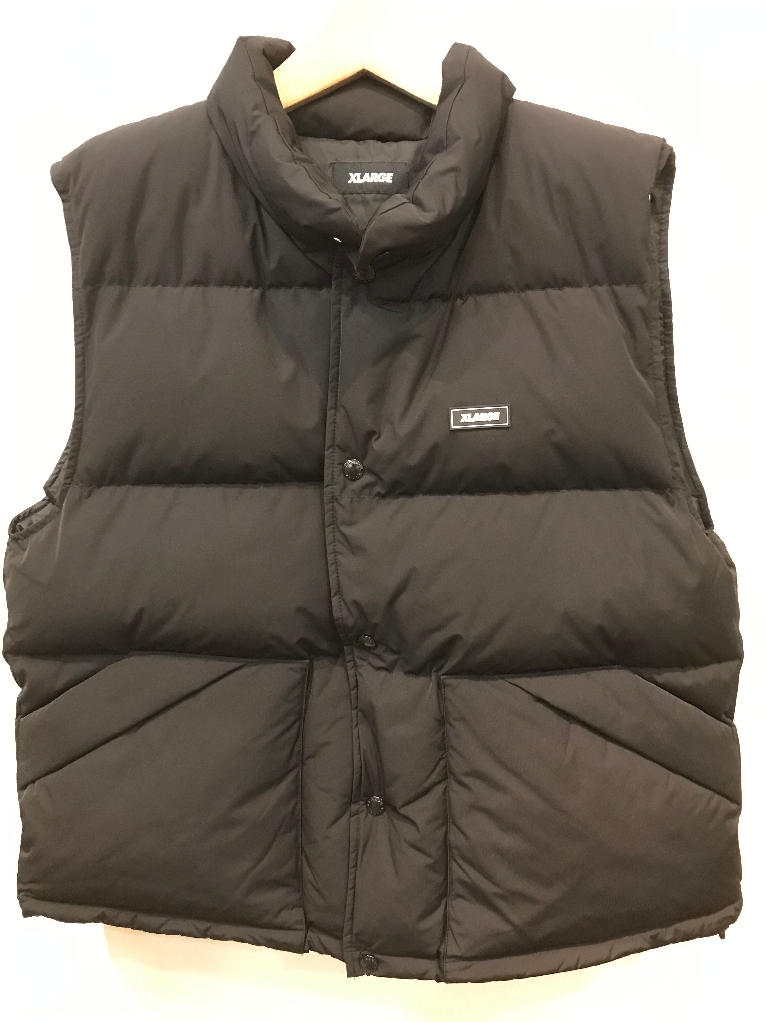 DOWN VEST