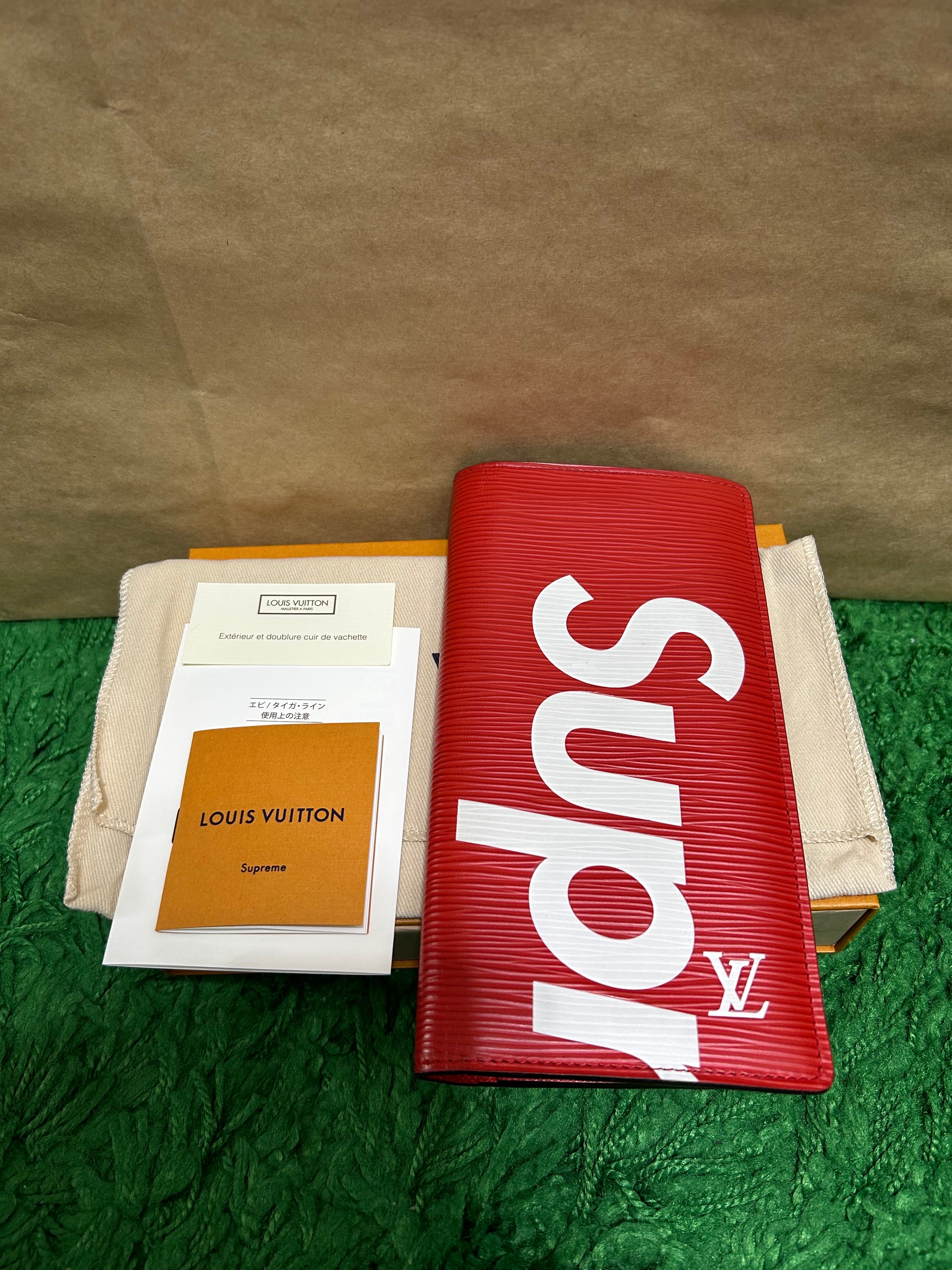 Louis Vuitton x Supreme Portefeuille Brazza "Red"
