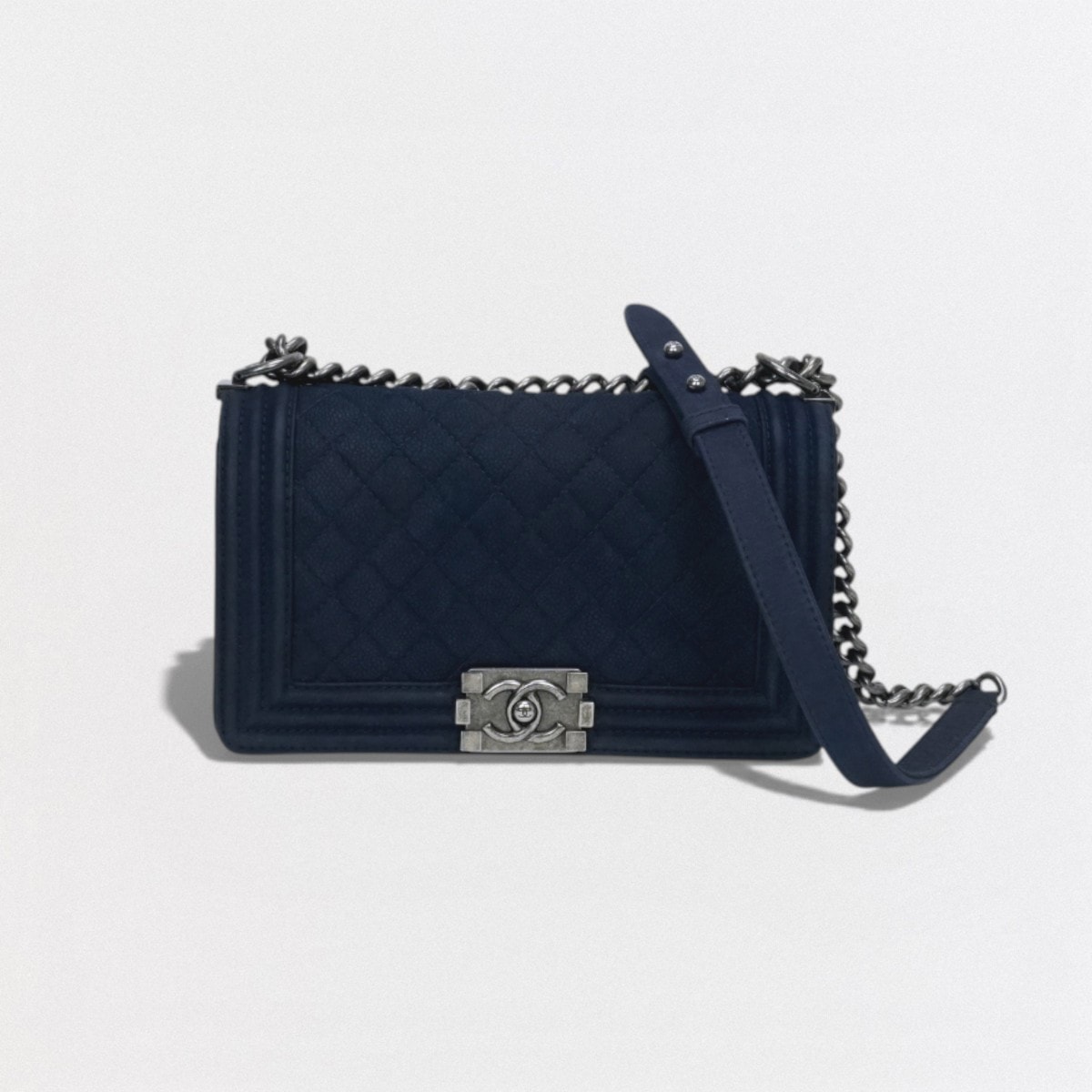 シャネル CHANEL ボーイシャネル バッグ ショルダーバッグ ソフトキャビアスキン ネイビー Navy 紺 シルバー金具 チェーンショルダーバッグ ダブルチェーン ココマーク ターンロック