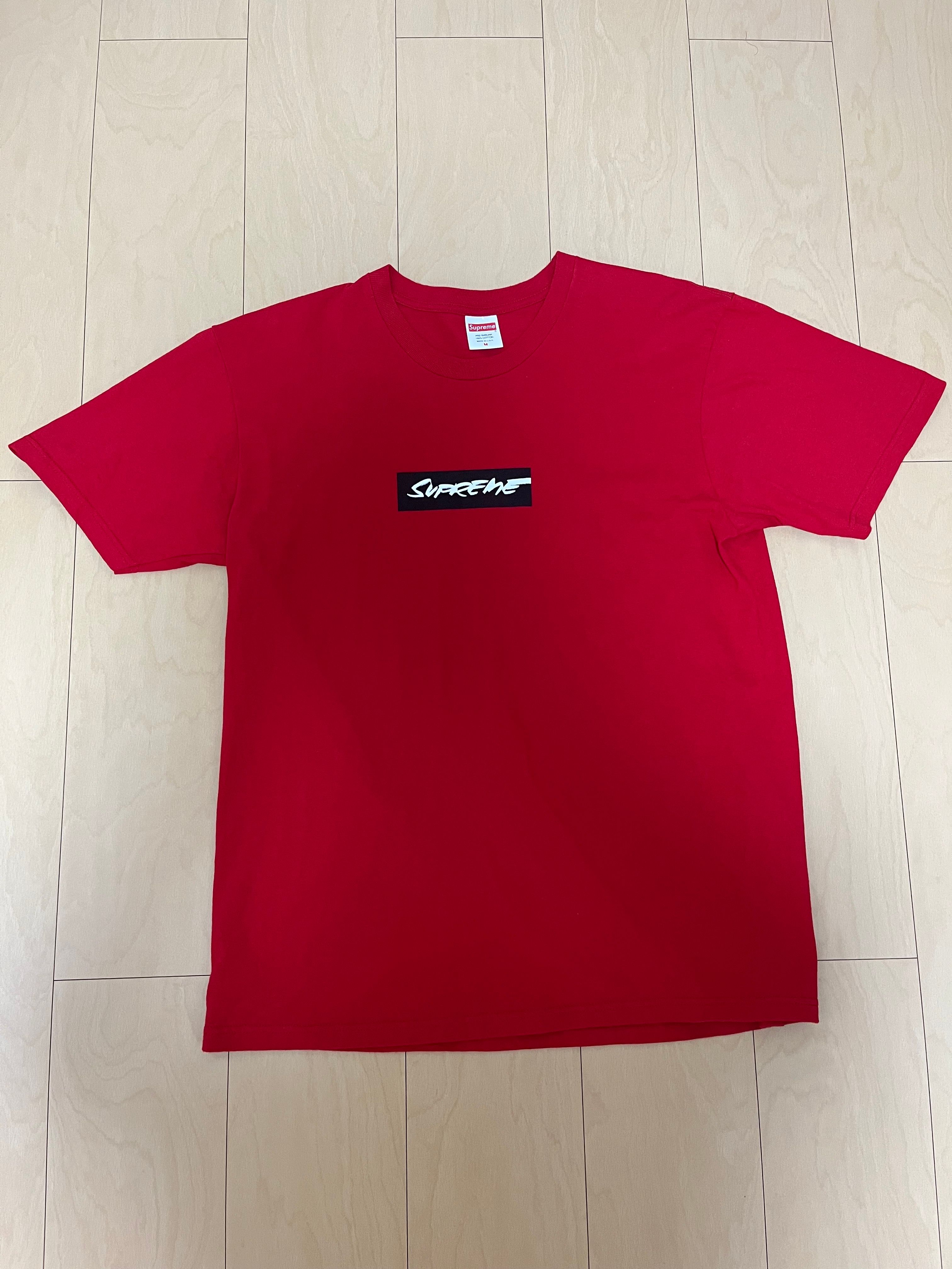 シュプリーム フューチュラ ボックス ロゴ Tシャツ "レッド"