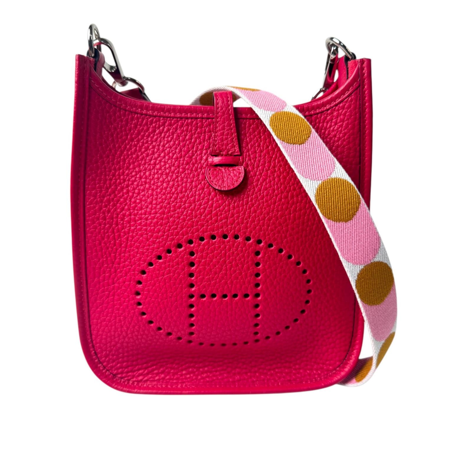 新品同様 エルメス HERMES エヴリン TPM アマゾン フランボワーズ フリッパーポール ショルダーバッグ 斜めがけ クロスボディ Z刻印 レディース