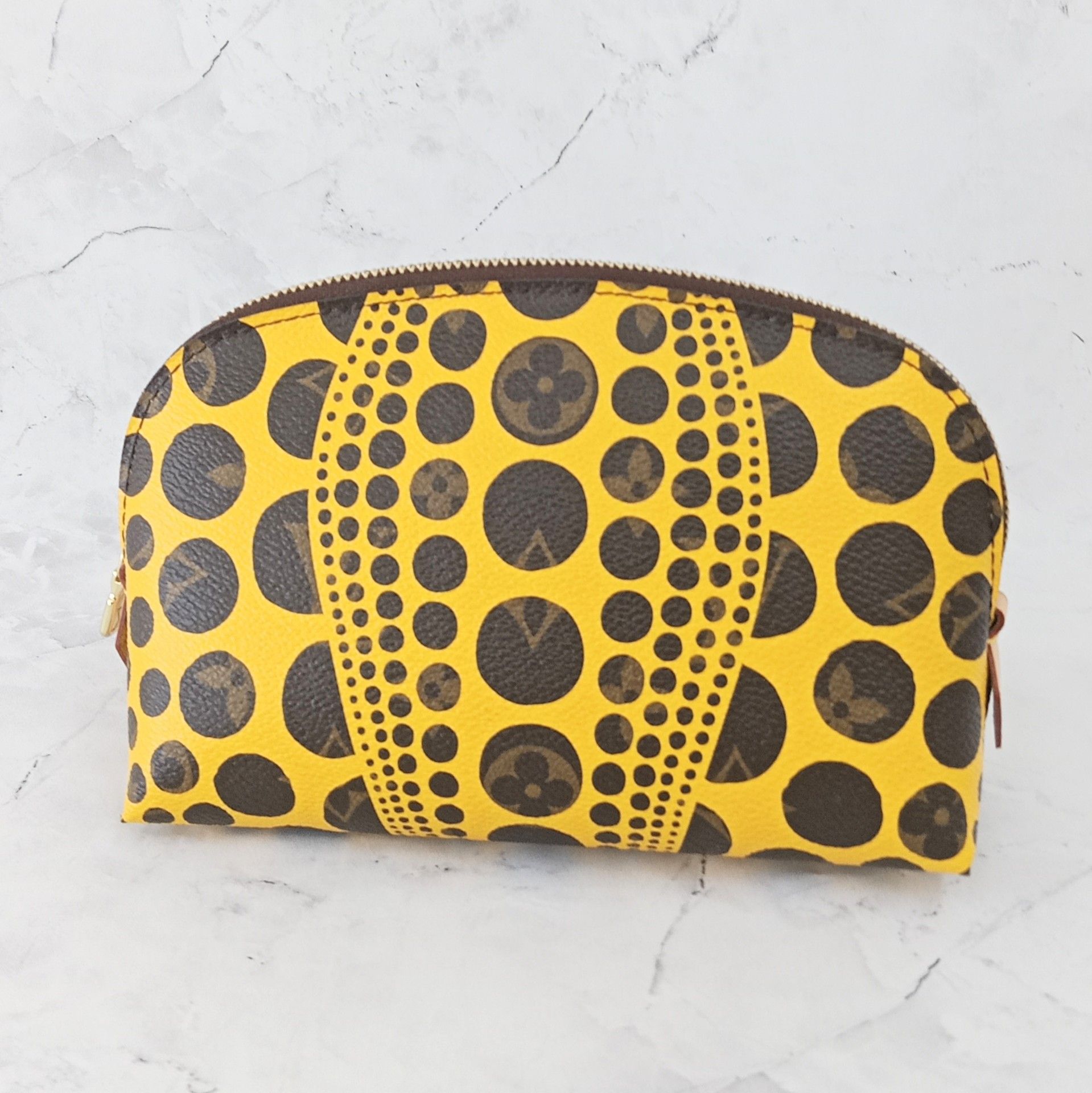 Louis Vuitton x Yayoi Kusama Pochette Cosmetic Monogram Pumpkin Dot "Jaune"