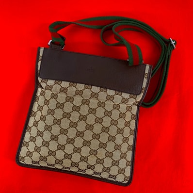 GUCCI グッチ シェリーライン GG ロゴ 柄 キャンバス レザー ショルダーバッグ ブラウン
39230