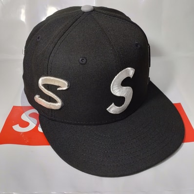 Supreme Multi S Logo New Era "Black"