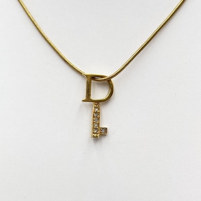 Christian Dior(クリスチャンディオール)Dロゴ キー モチーフ ネックレス ラインストーン ゴールドトーン レディース アクセサリー【中古】