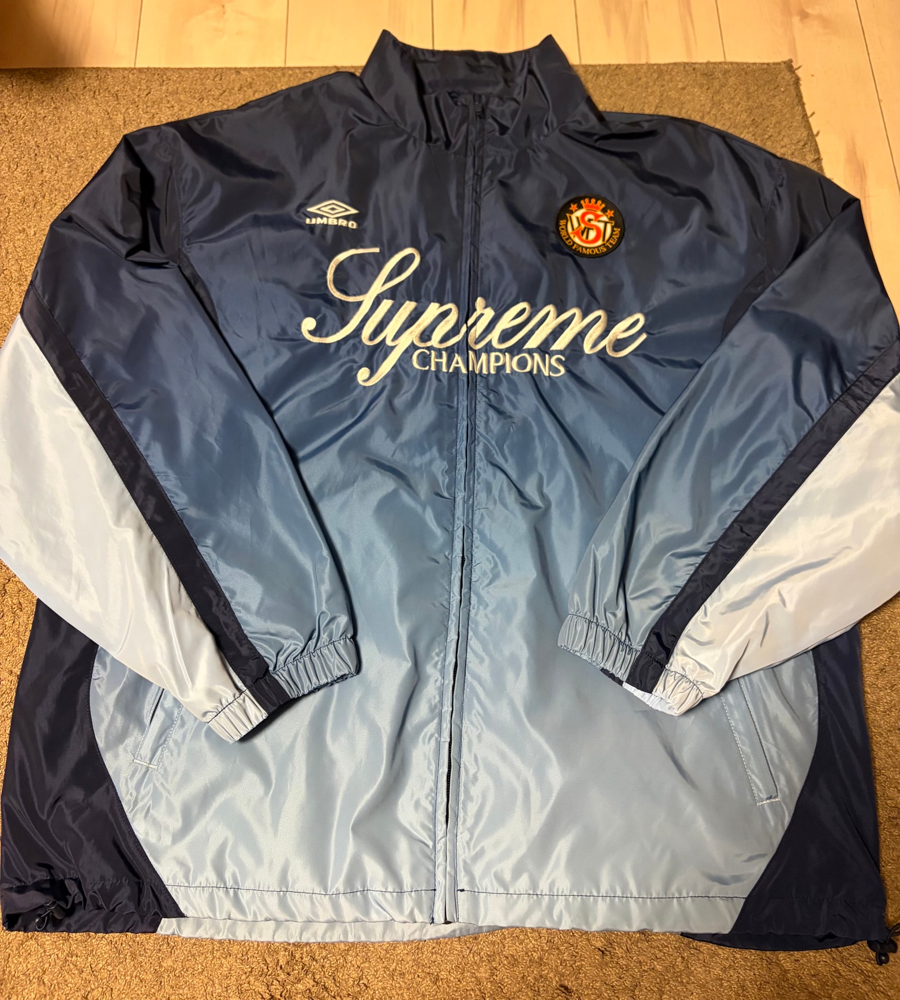 Supreme x Umbro Gradient Track Jacket "Navy"