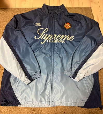 Supreme x Umbro Gradient Track Jacket "Navy"