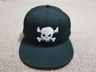Supreme Skull New Era® "Black"