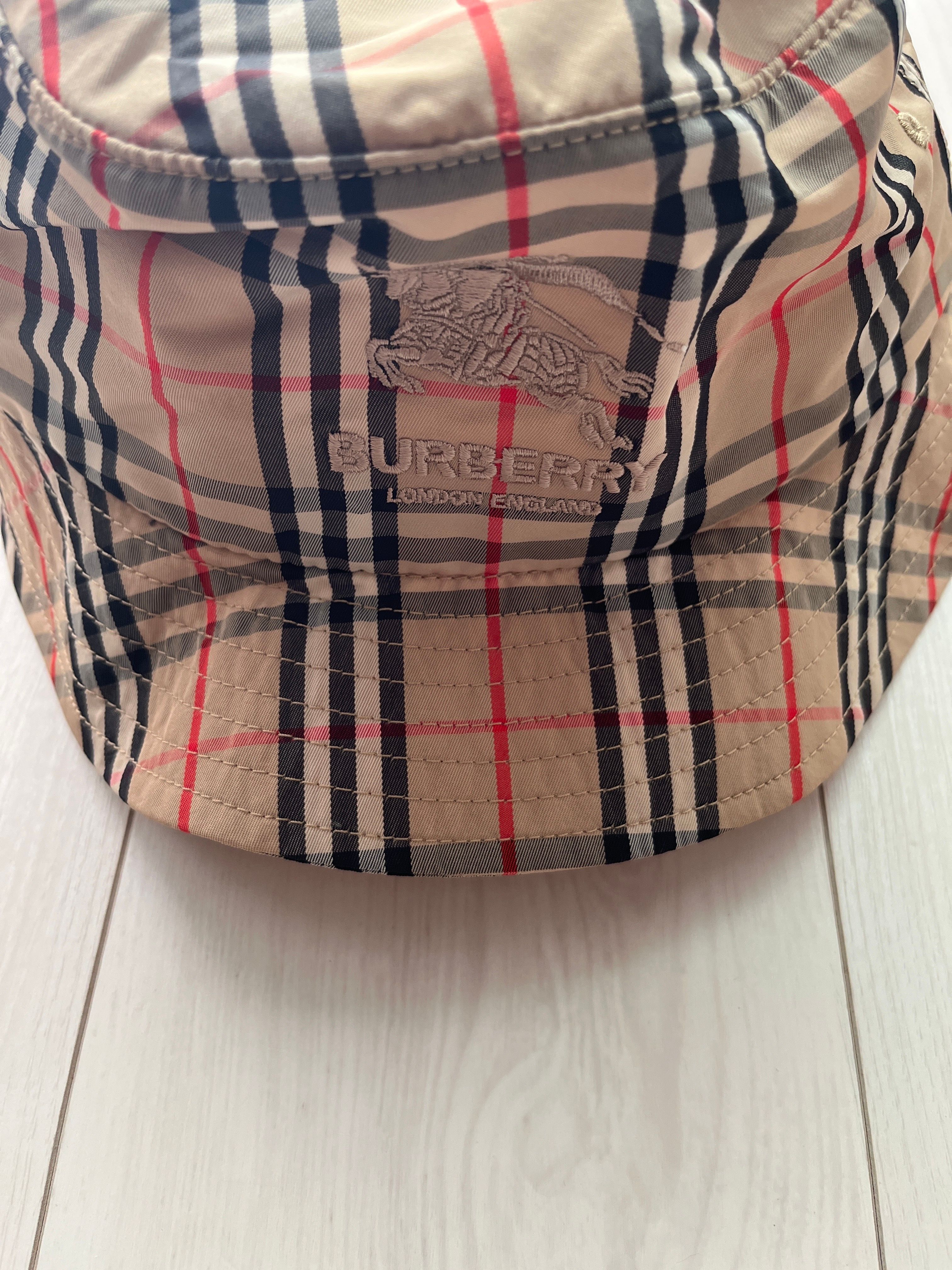 Supreme / Burberry Crusher "Beige"