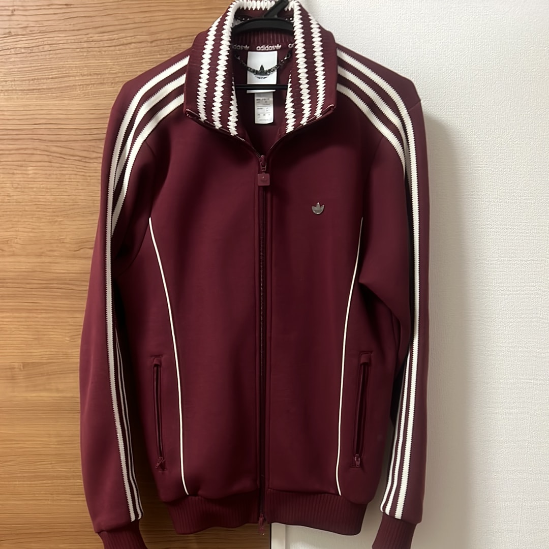 アディダス プレミアム トラックトップ "シャドーレッド"