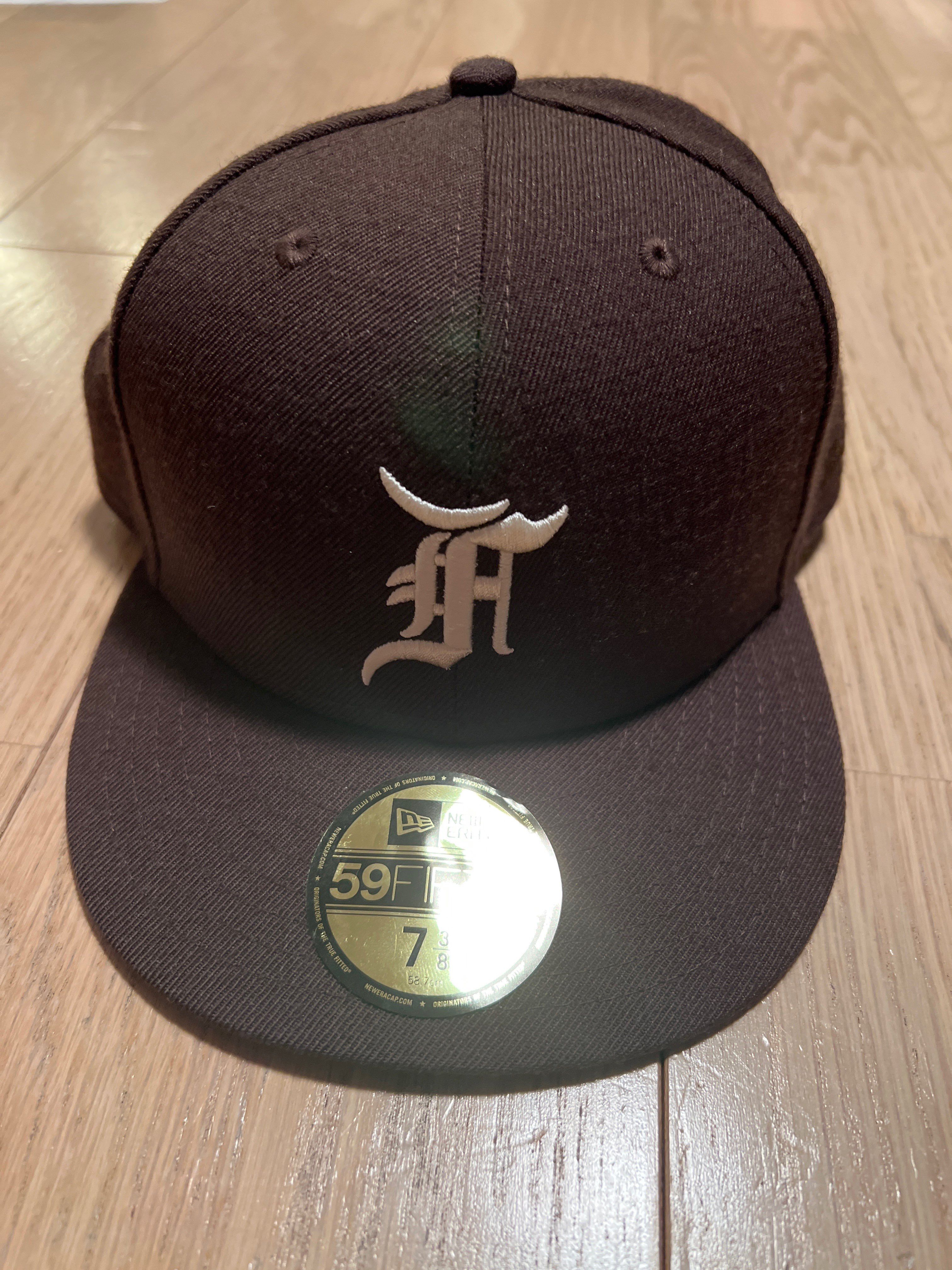 FEAR OF GOD ESSENTIALS New Era Fitted Cap "Brown"