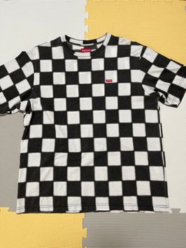 Supreme Small Box Tee