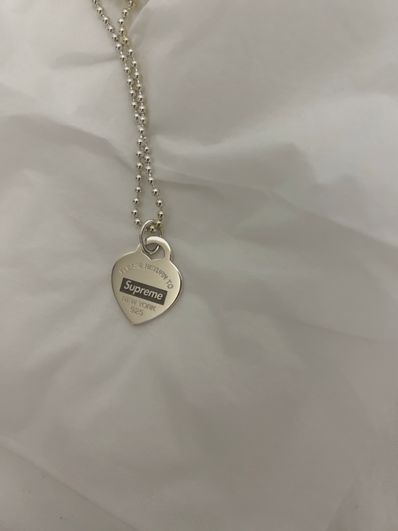 Supreme / Tiffany & Co. Return to Tiffany Heart Tag Pendant "Silver"