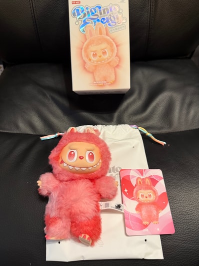 POP MART THE MONSTERS (LABUBU) Big into Energy Series Plush Pendant LOVE