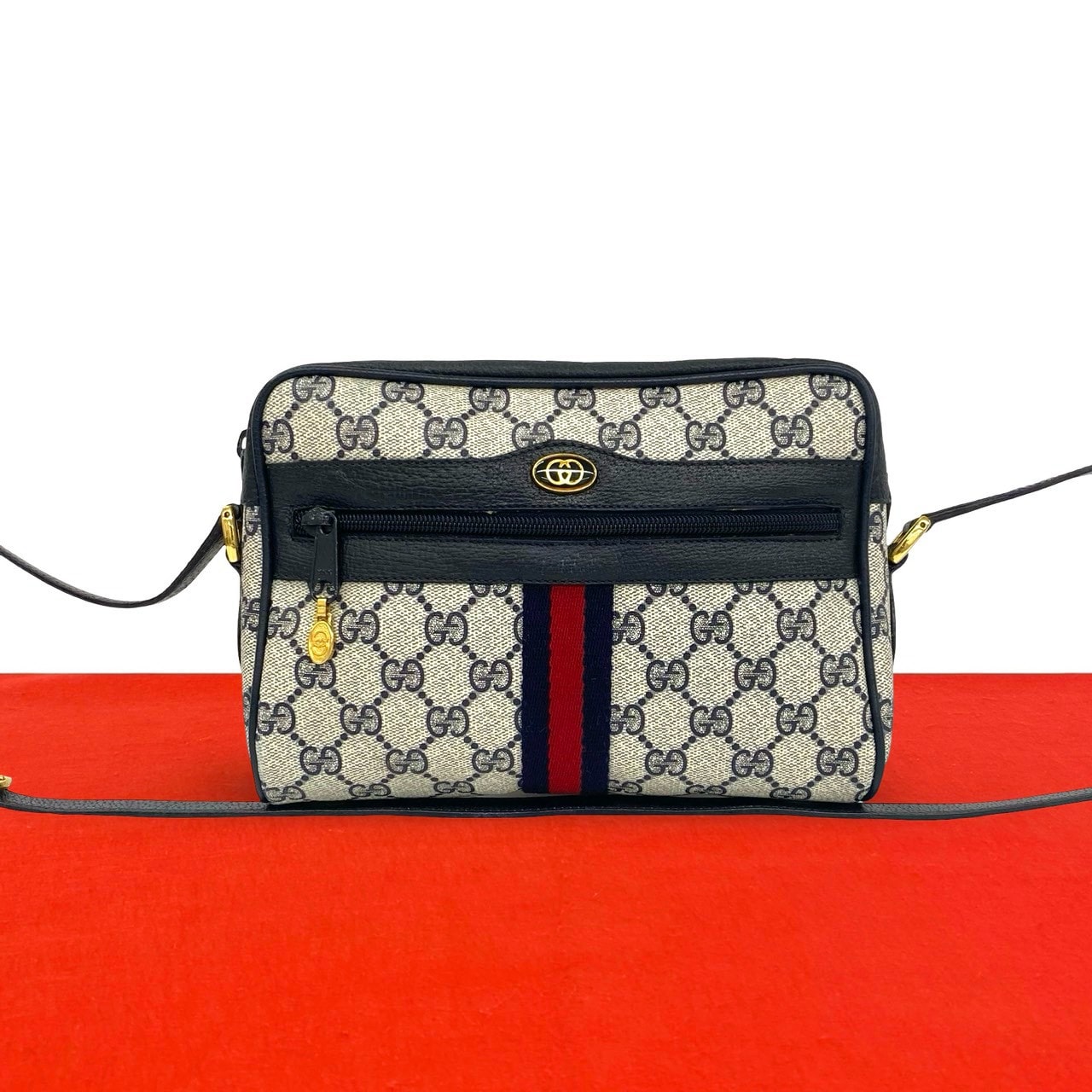 GUCCI グッチ シェリーライン GG 柄 ロゴ 金具 レザー PVC ショルダーバッグ ネイビー
 29980