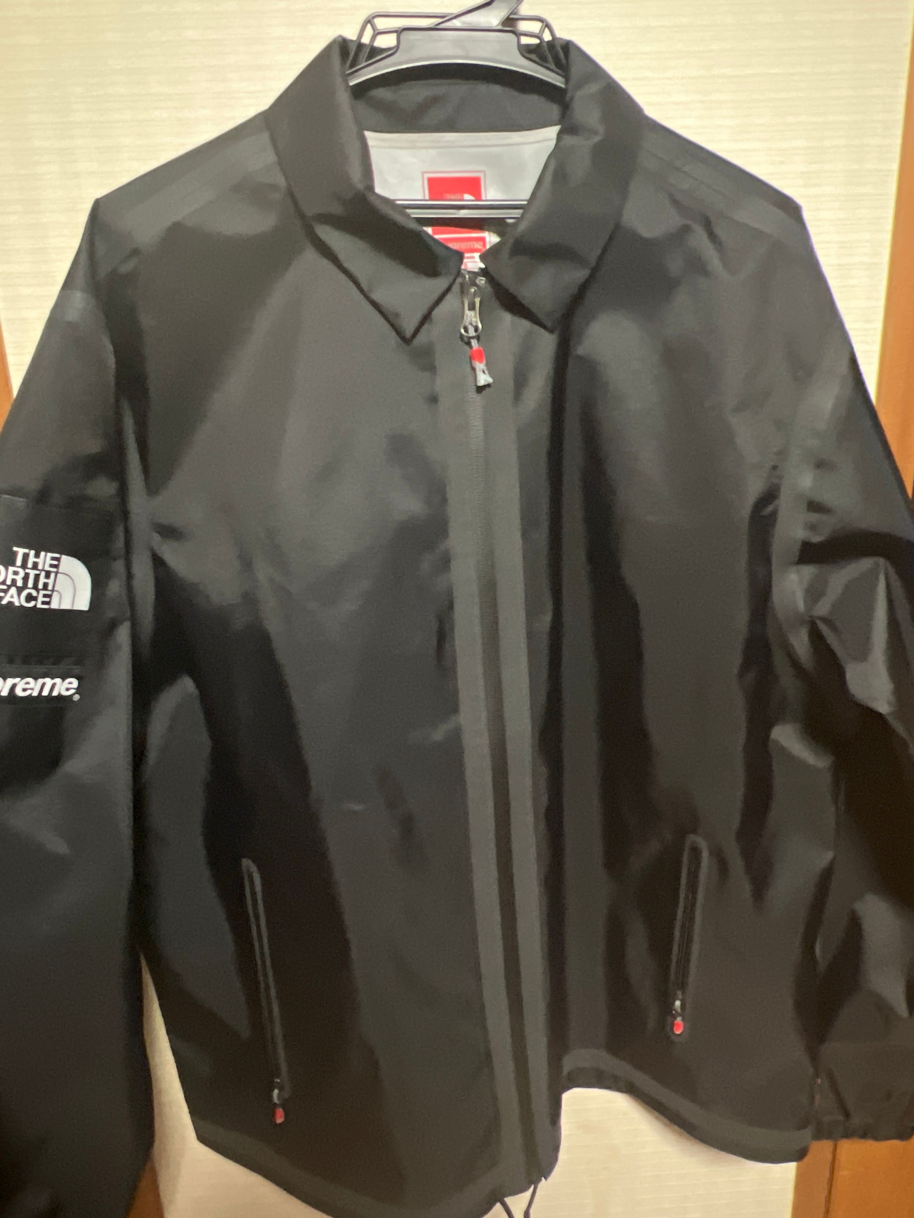 Supreme x The North Face Summit Series Outer Tape Seam Coaches Jacket "Black"